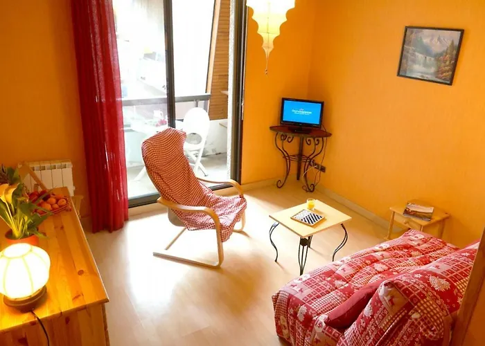 Confortable Pour 2 Personnes Avec Balcon, Au Centre De Luchon, Proche Telecabine Et Thermes - Fr-1-313-120 Apartmán *
